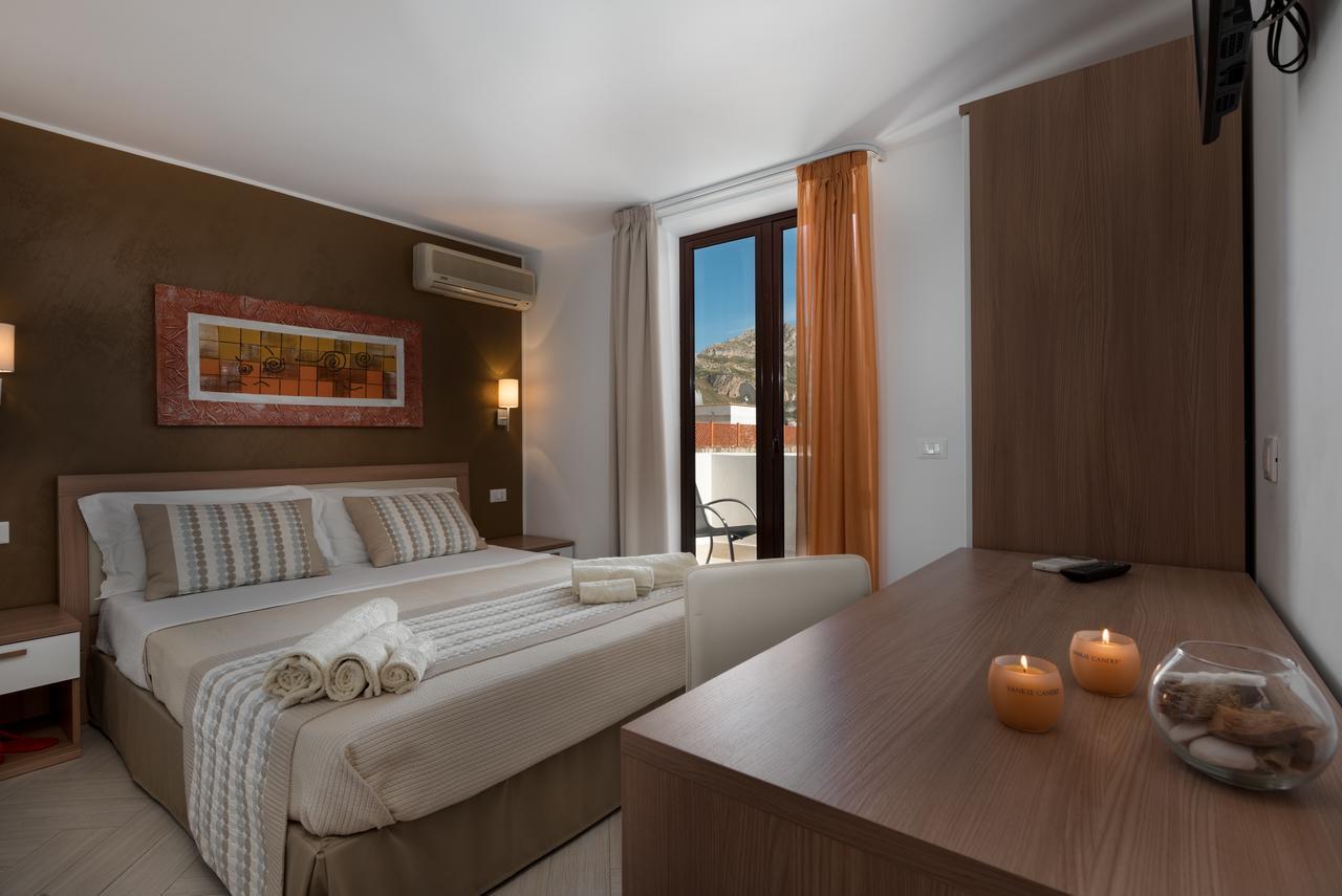 A Casa Di... Aurora 2 Bed & Breakfast San Vito Lo Capo Dış mekan fotoğraf